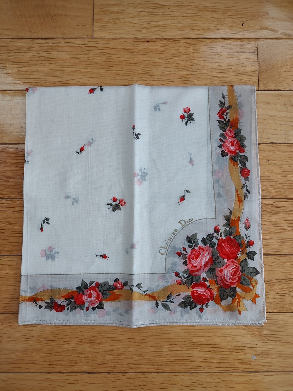 Dior floral small scarf NWOT Japan exclusive - Picture 5 of 5